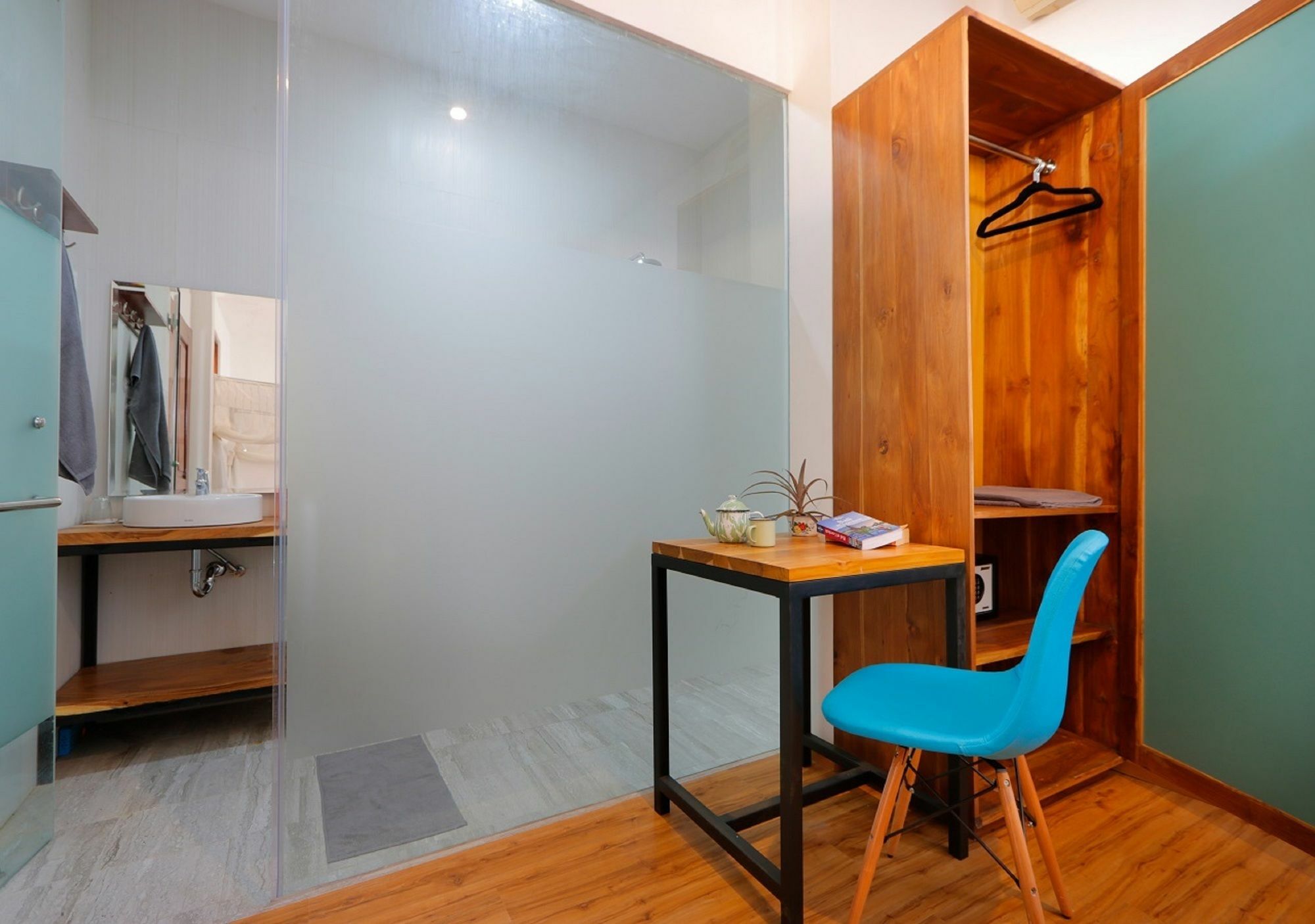 Bali Bee House Hotel Kerobokan Екстериор снимка