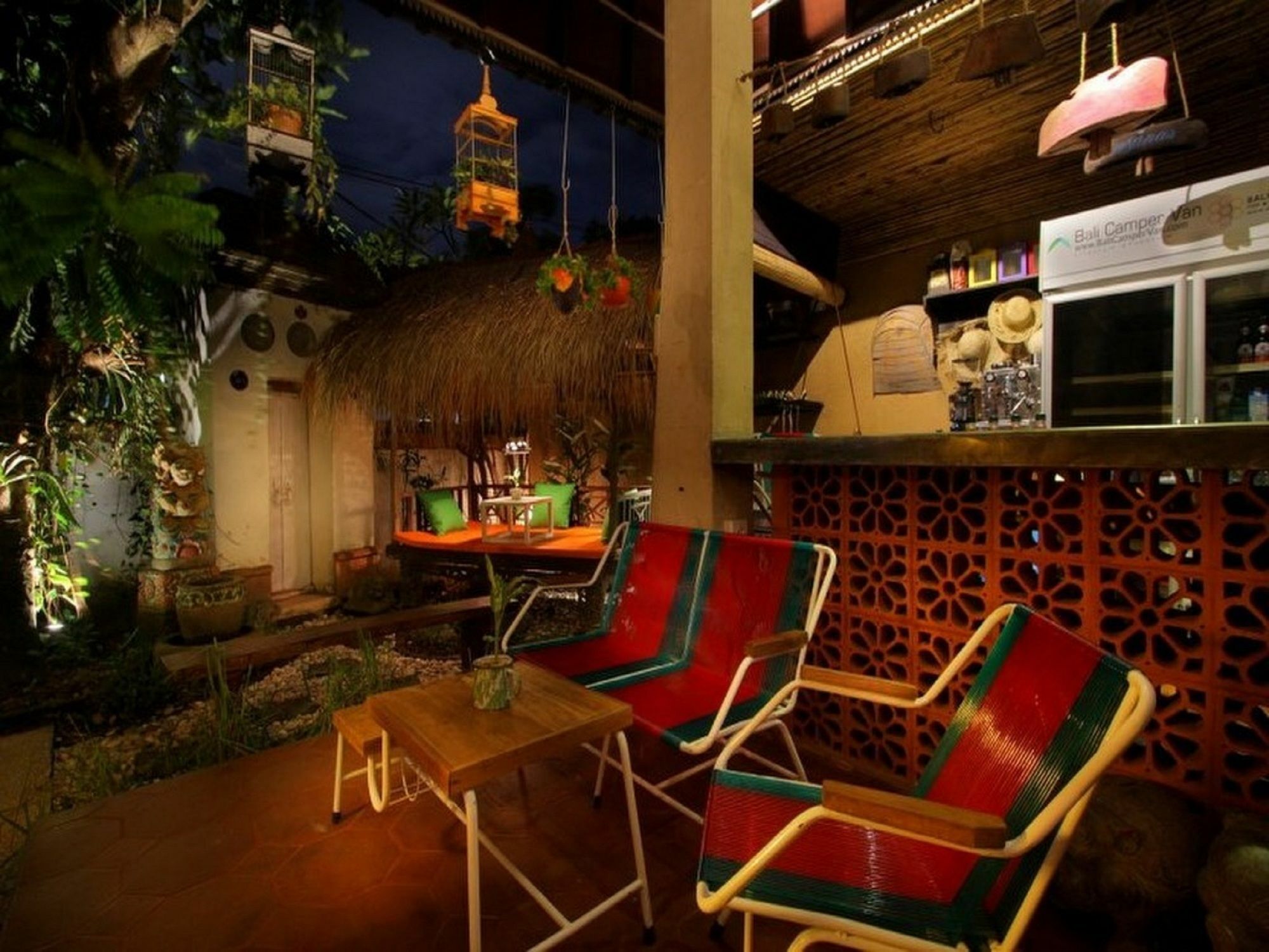 Bali Bee House Hotel Kerobokan Екстериор снимка